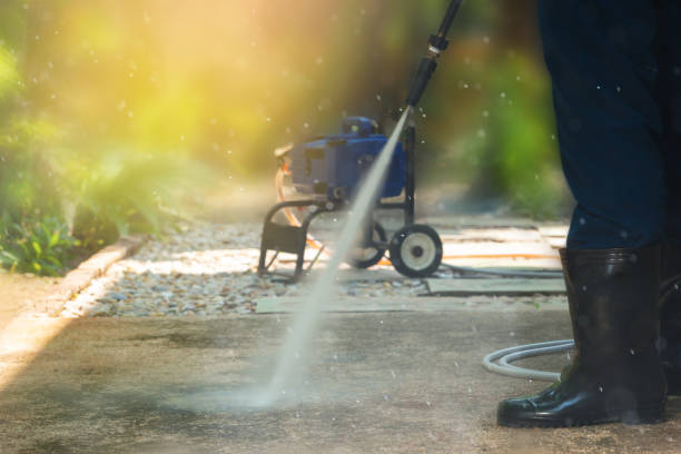 Professional  Pressure Washing Services in Middletown, KY